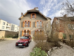 maison-villa à la vente -   25000  BESANCON, surface 157 m2 vente maison-villa - APR729391